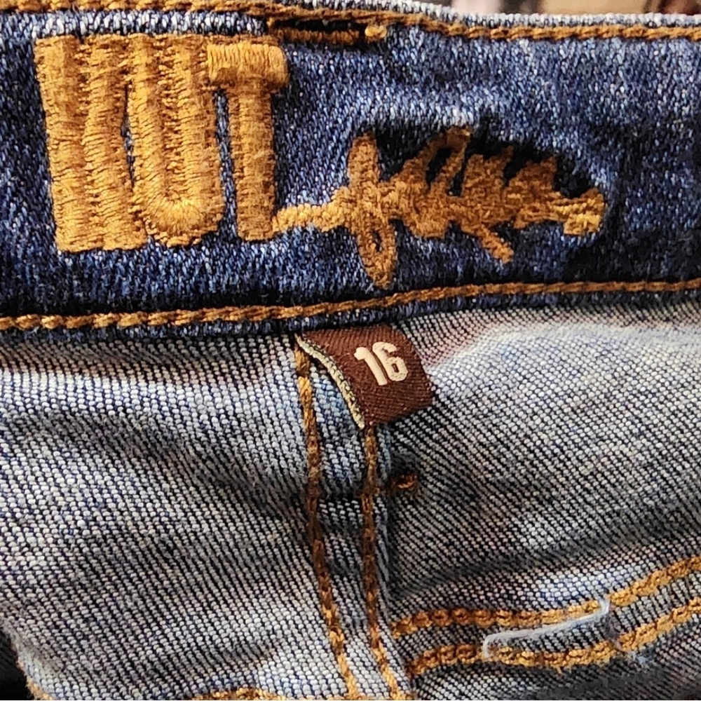 Kut from the Kloth Blue Jean Shorts Size 16 - Picture 7 of 12